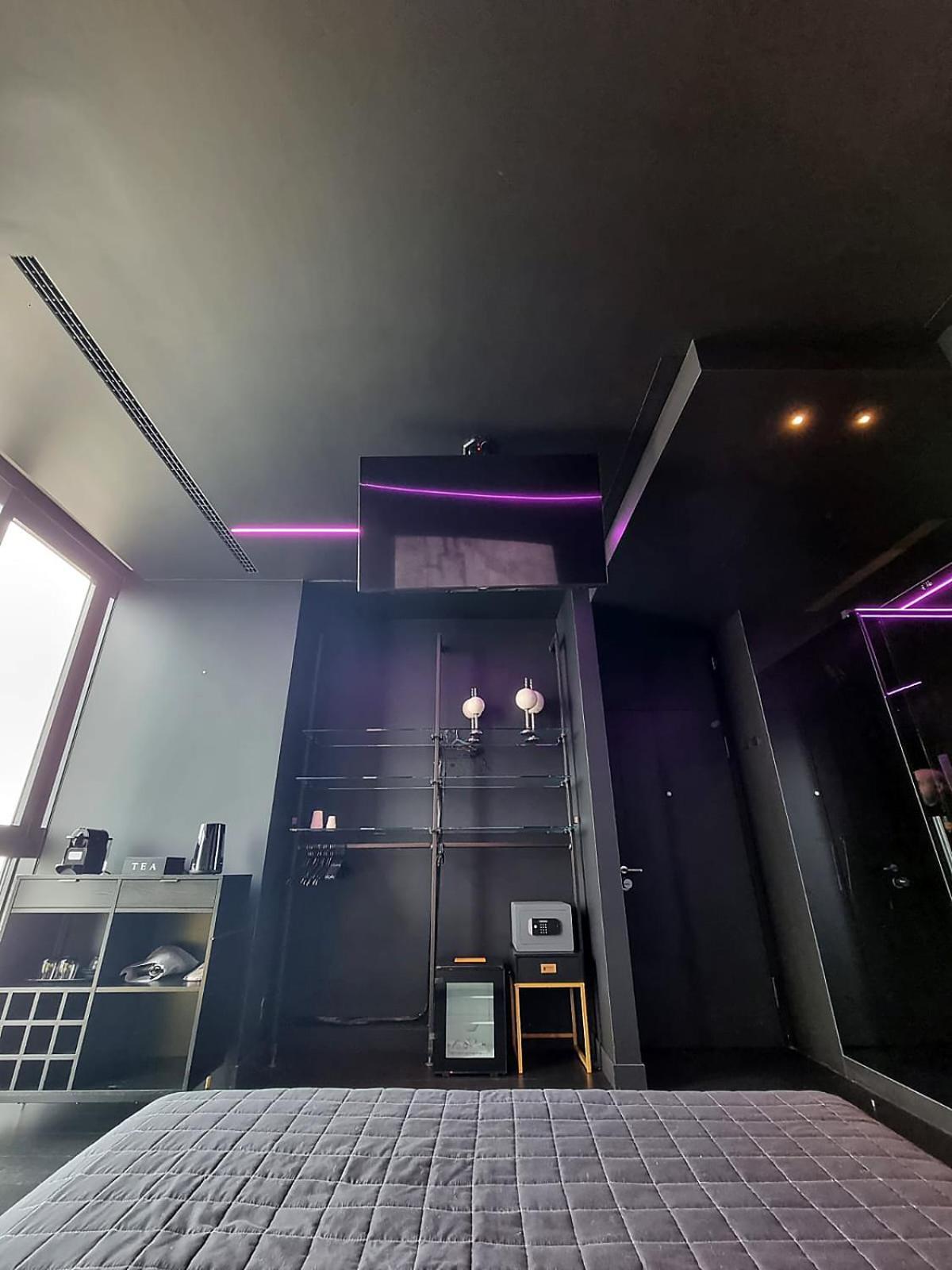 Отель Skyline Solaria Milano Экстерьер фото